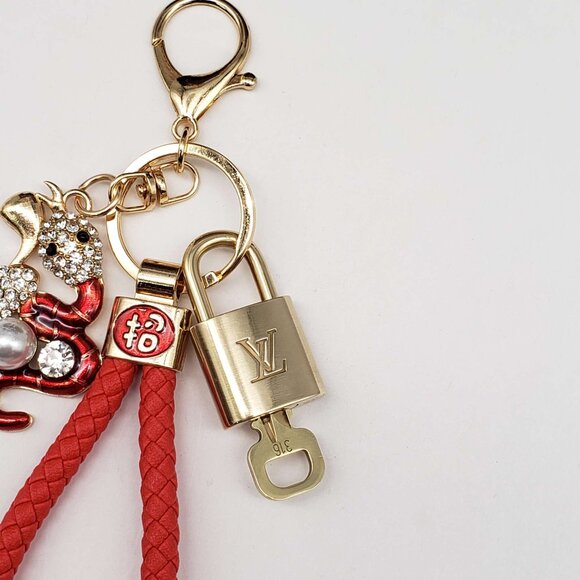 Authentic Louis Vuitton Lock & Key with unbranded Bagcharm, Keycharm, Keychain - Picture 5 of 6